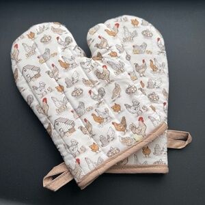 Handmade Oven mitts chicken print